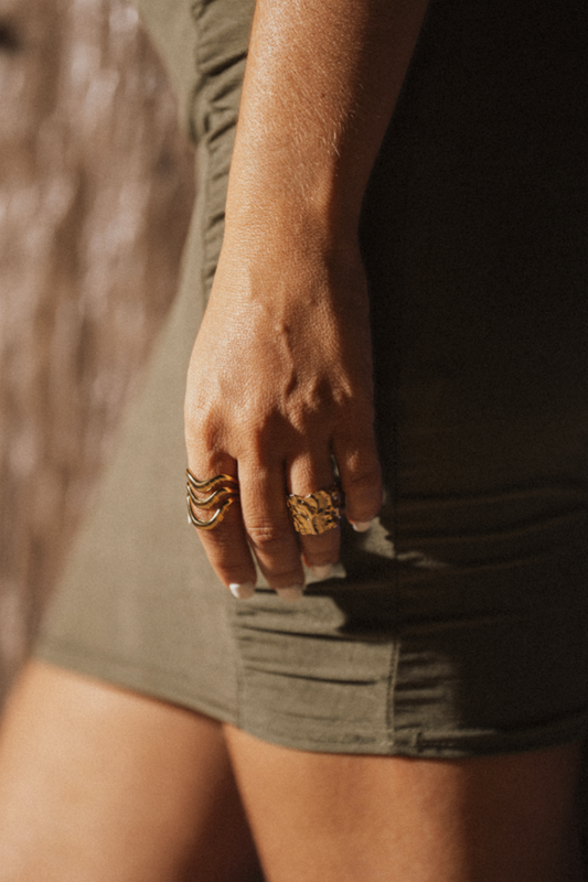 Silver Ring Captivating